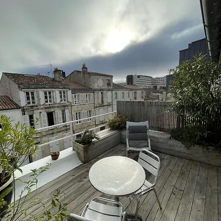 Maison De Avec Terrasse Tatil Evi *