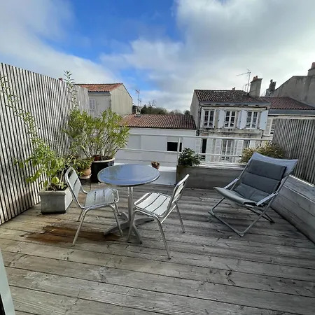 Maison De Avec Terrasse Tatil Evi *